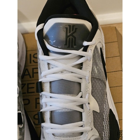 Nike Kyrie 8 White/White-Black Size 13 - DJ6017 101 - Picture 9 of 15